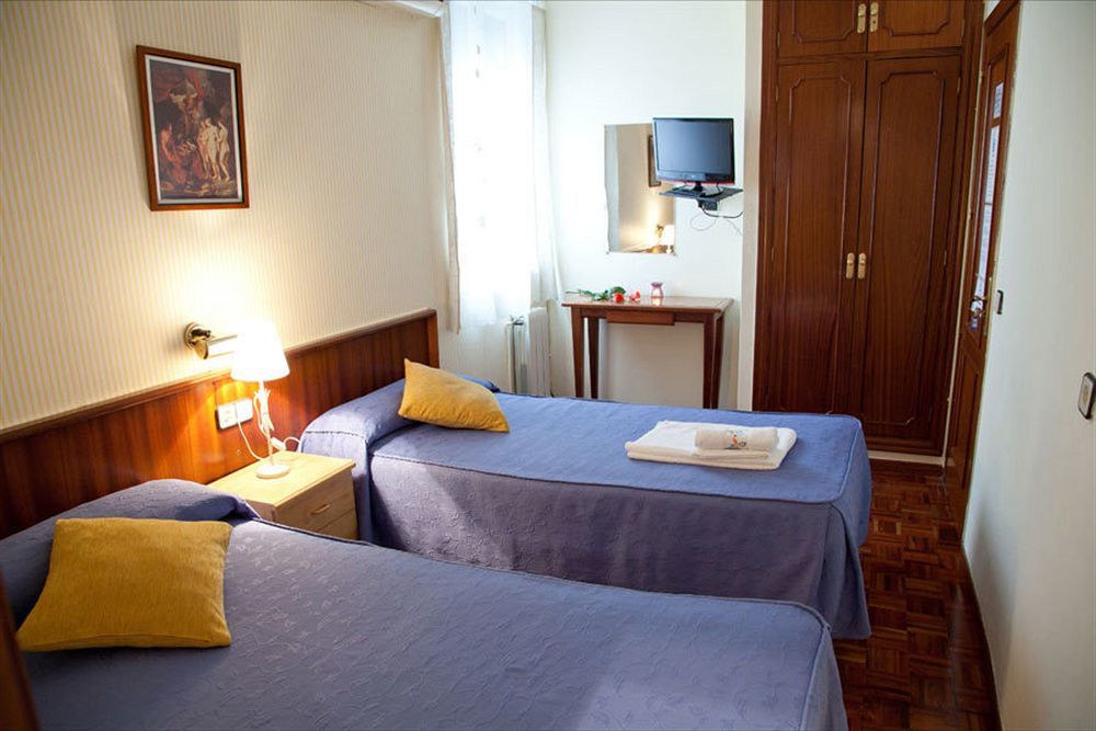 Pension San Isidro Madrid Exterior foto