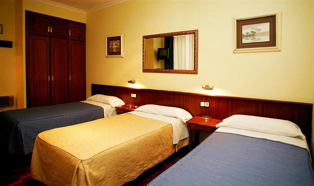 Pension San Isidro Madrid Exterior foto